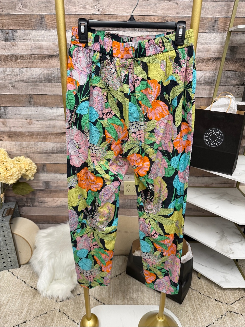 Momoni Multi Color Floral Print Pants 42